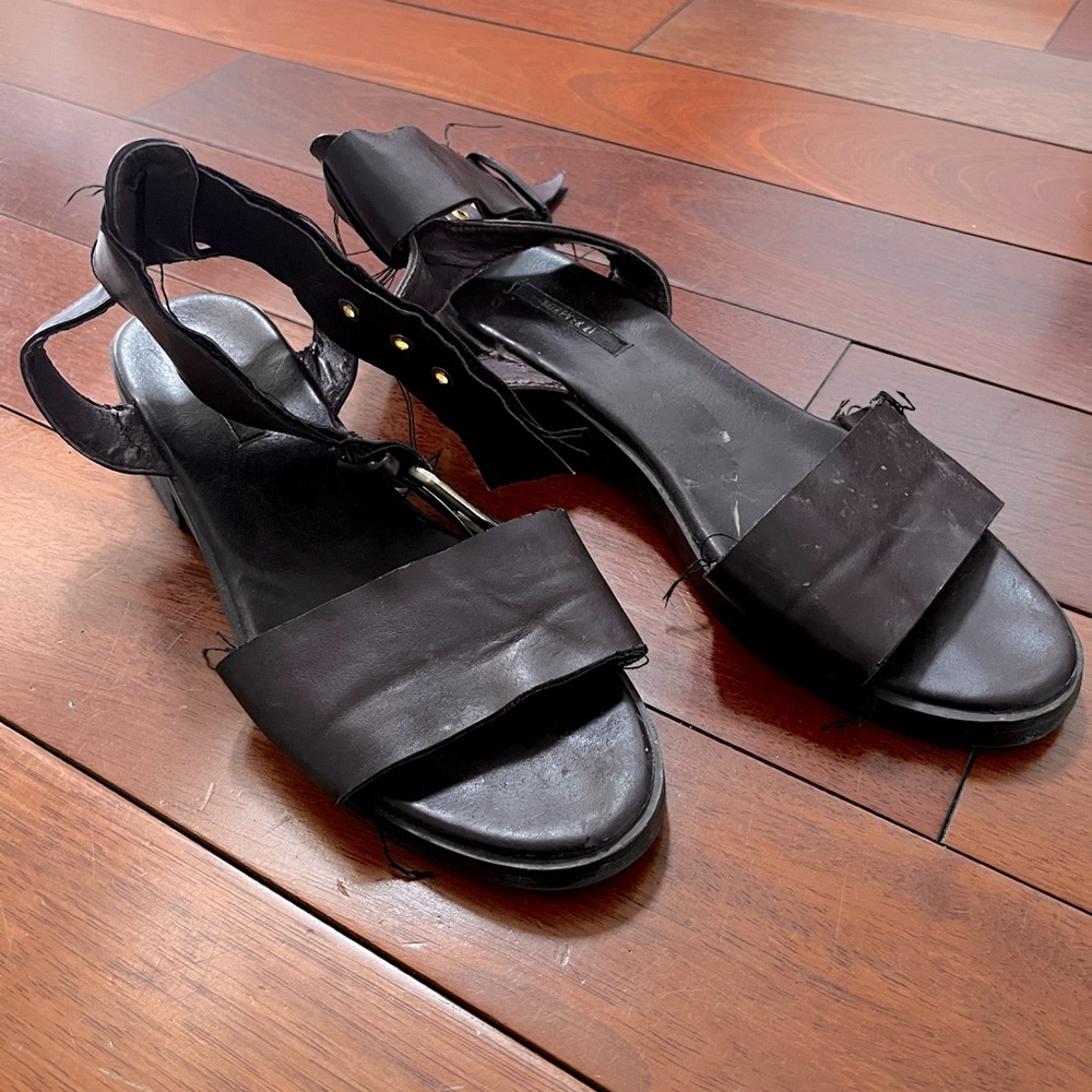 Forever 21 brown strap sandals